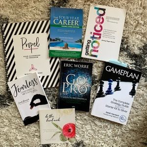 Young Living book bundle. Includes:Gameplan, gopro